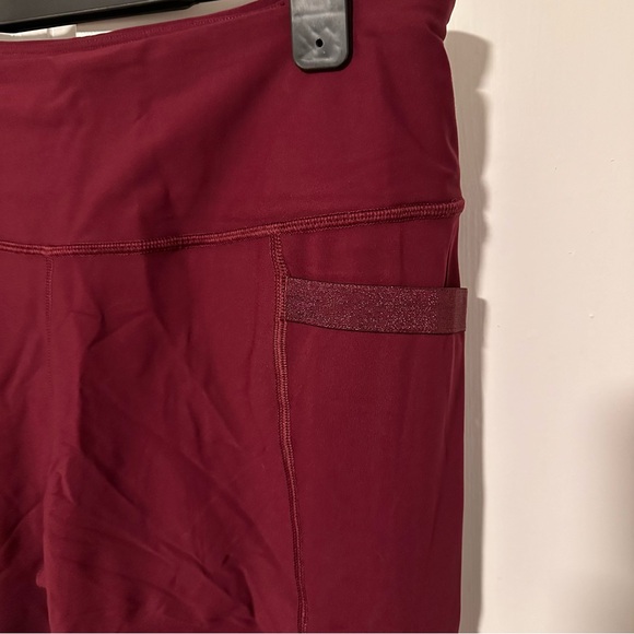 VS Sport Knockout leggings - Picture 2 of 5